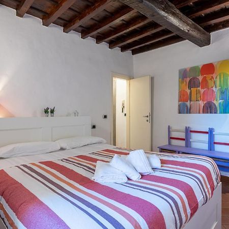 Sant'Ambrogio Colorful Apartment Florence Luaran gambar